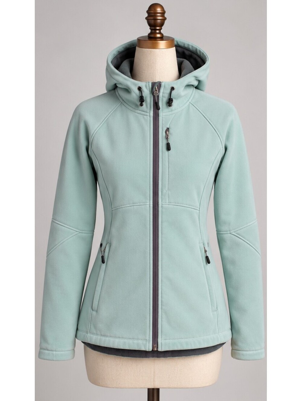 Kirkland Signature Aqua Softshell Hooded Jacket Women’s M